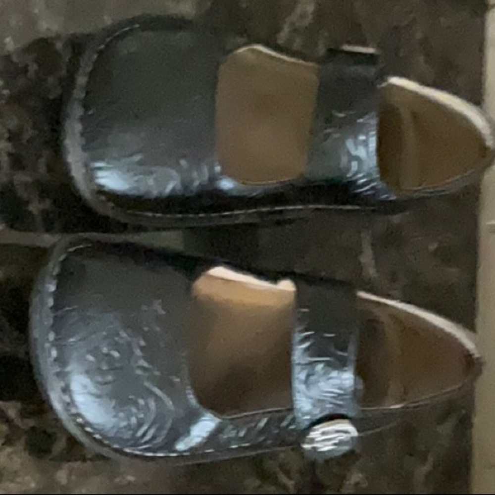 39 Alegria Paloma Rose Embossed Black PG Lite Leather Mary Jane Clog Women 9 PAL